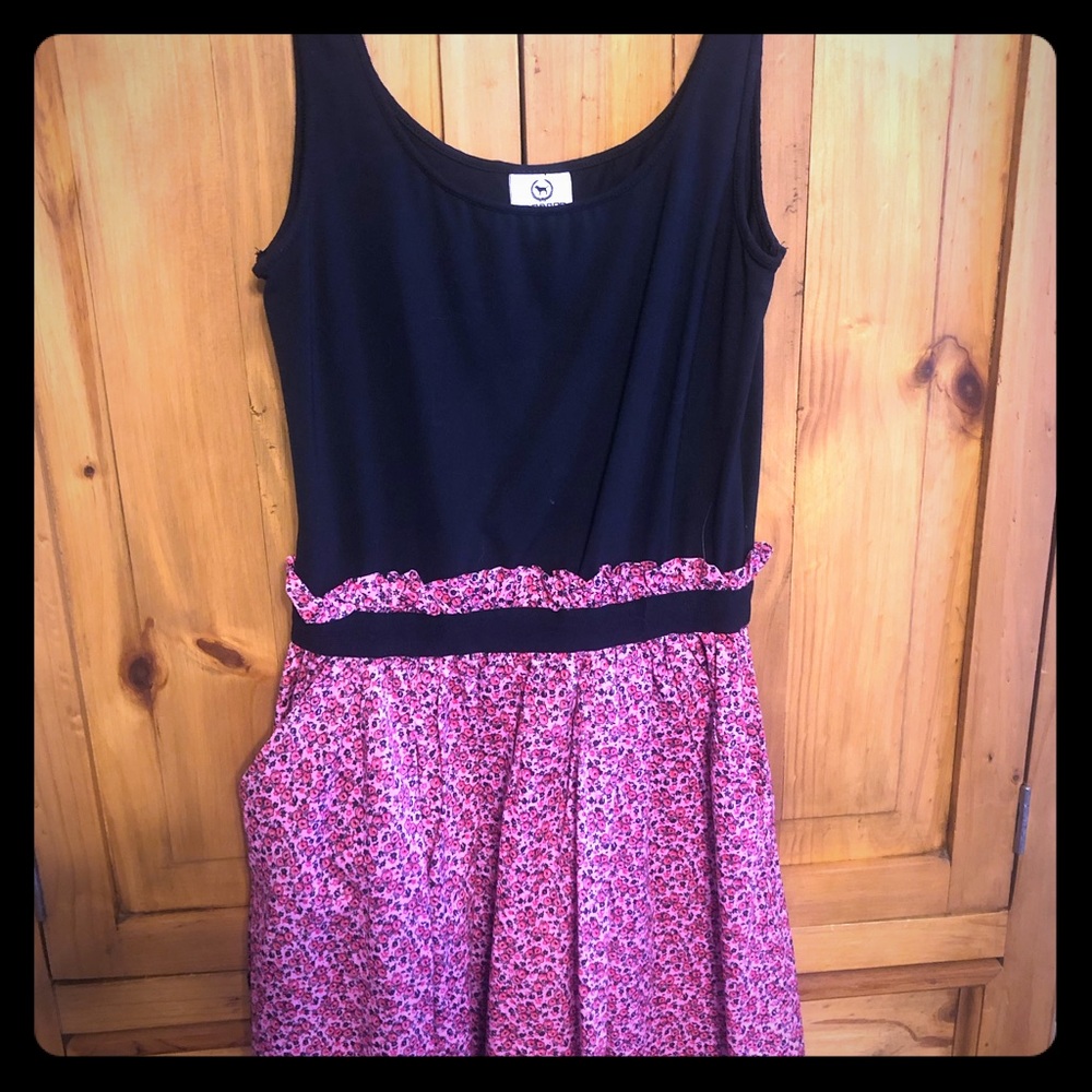 Pink brand summer dress